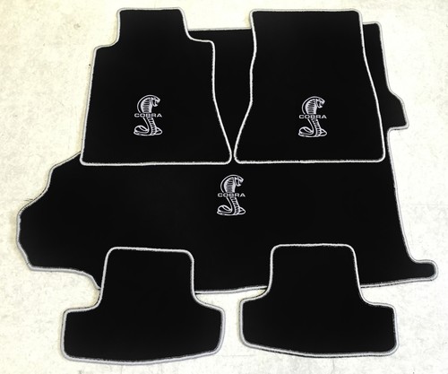 Set tappeto auto bagagliaio