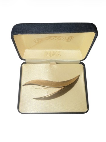 Spilla trifari vintage oro con - trifari,