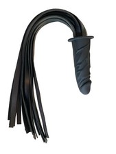 Frusta in pelle BDSM con