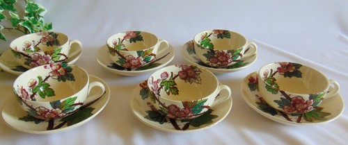 Tasses soucoupes faience - 6,