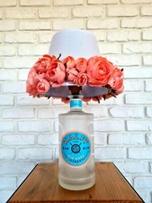 LAMPADE CON BOTTIGLIE GIN O