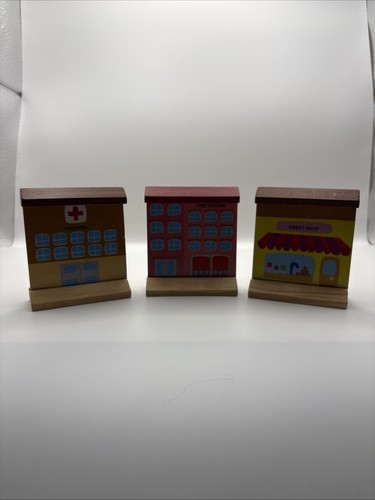 Pista trenino legno - in, edifici
