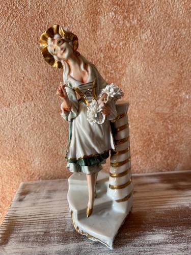 Preziosa statuina porcellana - statuina,