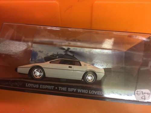 Collection 007 43 - 1/43, lotus