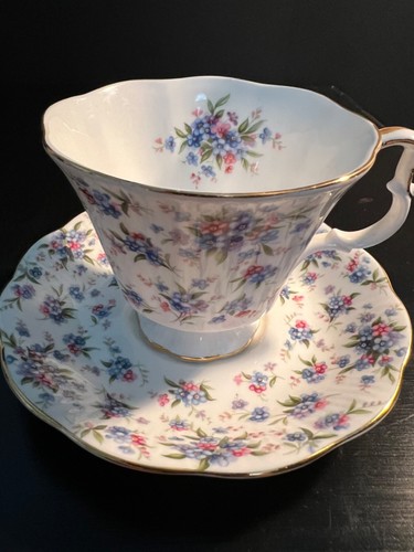 Royal albert teacup saucer - royal,