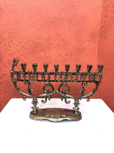 Menorah hanukkah vintage - menorah,