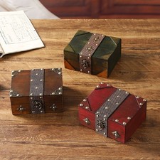 Cassapanca portagioie in legno