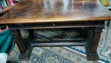 SCRIVANIA IN  STILE   RINASCIMENTALE  NOVEVECENTO