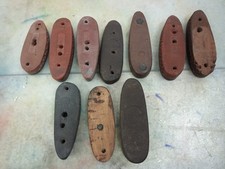 Calcioli per fucili: lotto di 10 calcioli in gomma e legno