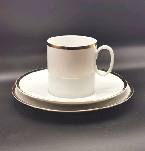 Piatto piattino tazza caffè