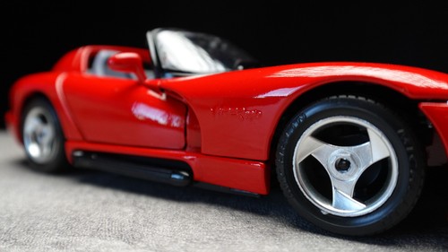 Burago dodge viper rt - -,