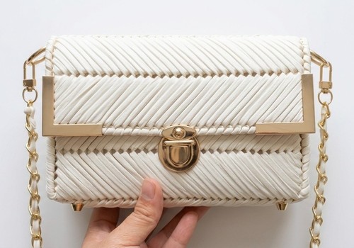 Handcrafted white shoulder - white,