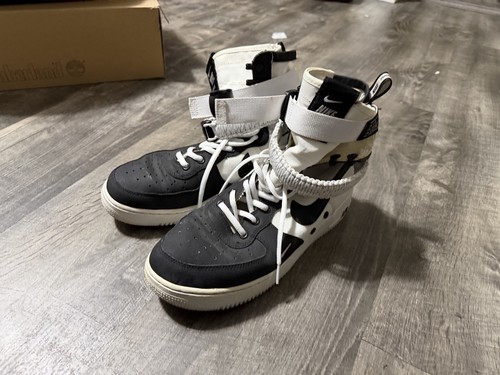 Nike special field air force - special,