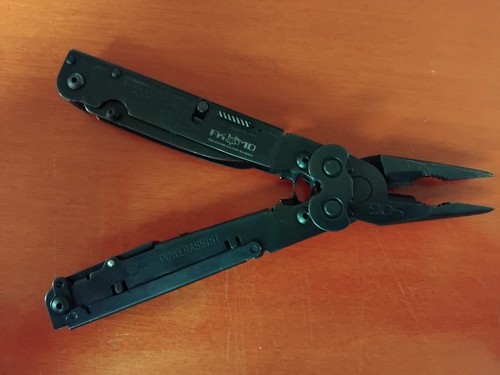 Pinza tattica multiuso - , 12