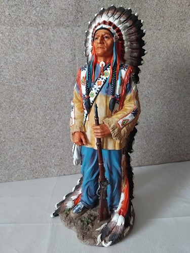 Statuina indiani veronesi - statuina,