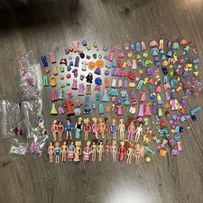 Lotto di 400 bambole vintage