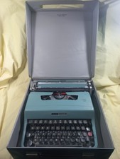 Macchina da scrivere Olivetti