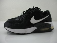 Women's sz 8 M Nike Air Max