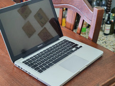 Macbook Pro A1278 13" Pollici 4 GB RAM + Caricabatterie Originale 