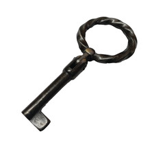 CHIAVE A CIONDOLO STILE FERRO