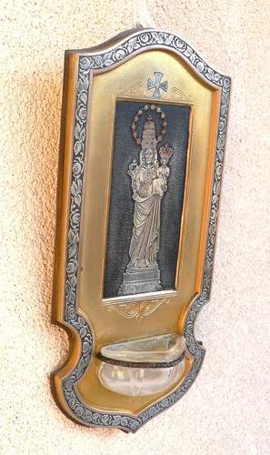 Acquasantiera con immagine