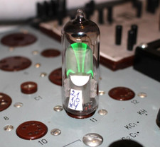 2 tubi Magic Eye 6E1P / EM80 /