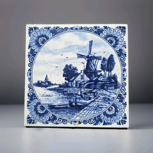 Piastrella ceramica - in,