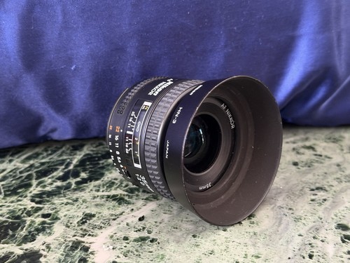 Top mint hood nikon af - ],