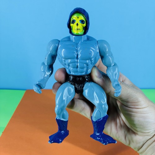 10205 masters the universe - the,