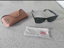Occhiali da sole Ray-Ban Wayfarer RB2140 902 tartaruga 50-22 lenti verdi