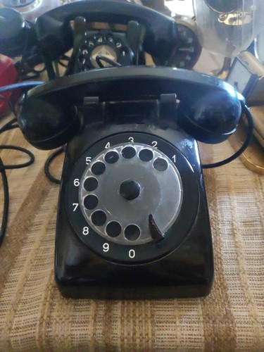 Vecchio telefono bachelite - vecchio,