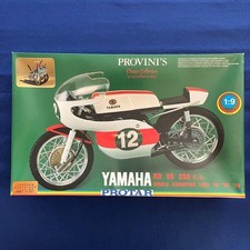 Kit modellino in plastica