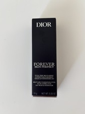 Fondotinta DIOR Forever Skin