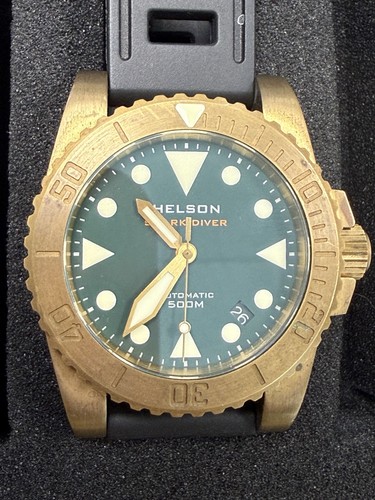 Helson shark diver - shark,
