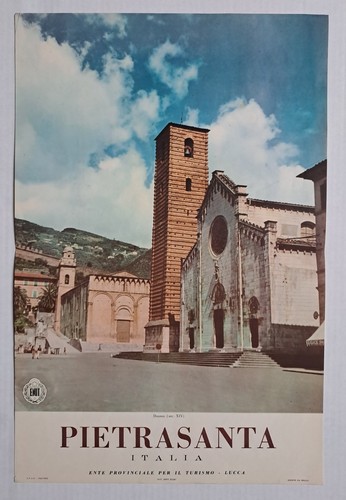 Pietrasanta piazza duomo - pietrasanta,