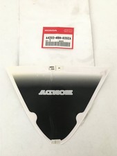 64202-MBW-D20ZA ADESIVO