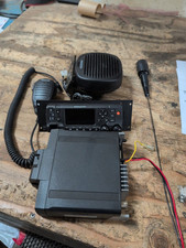 RADIO MOBILE KENWOOD VHF DIGITALE NX-5700-K CON ANTENNA ALTOPARLANTE TESTA BELLA