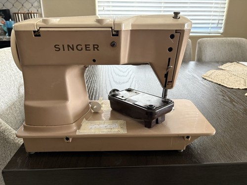 Singer 401a sewing machine - singer,