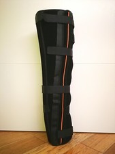 Tutore tutta gamba semi rigido nero - 4 strappi laterali per il massimo confort