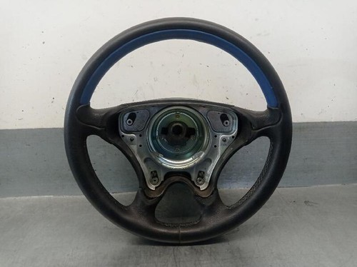 A1704600803 volante