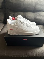 Nike Air Force 1 Supreme Low