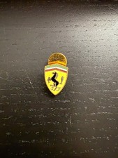 Lapel pin badge Ferrari OMEA Milano Emblème logo