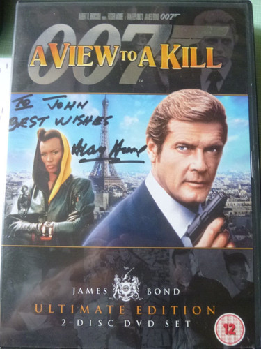 James bond 007 carry star - james, on