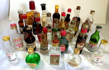 Liquori Mignon vintage da collezione LOTTO N 28 bottiglie + 17 in omaggio!