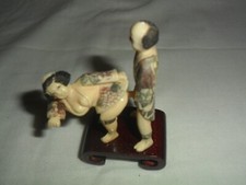 Statuetta giapponese vintage Shunga erotica intagliata a mano, 2 pezzi