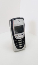 Nokia 8310 confezione