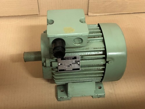 Motore elettrico trifase