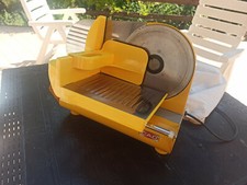 Affettatrice lama circa 25 cm economica funzionante