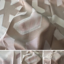 Tessuto Per Tenda Al Metro