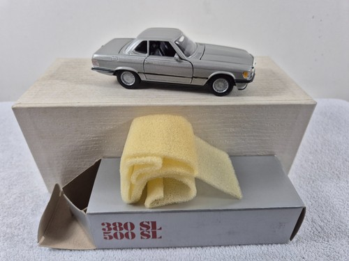Nzg 284 mercedes benz - 1:35,
